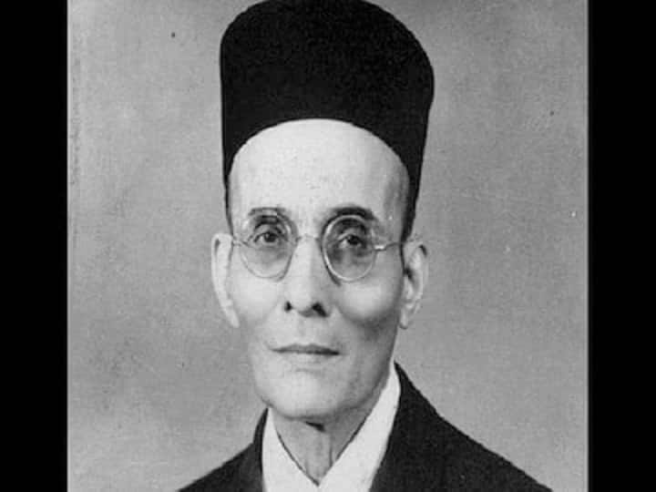 Nehru Out Savarkar In  National Flag Ad In Karnataka Triggers Row புறக்கணிக்கப்பட்ட நேரு...இடம்பெற்ற சாவர்க்கர்...சர்ச்சையை ஏற்படுத்திய அரசு விளம்பரம்