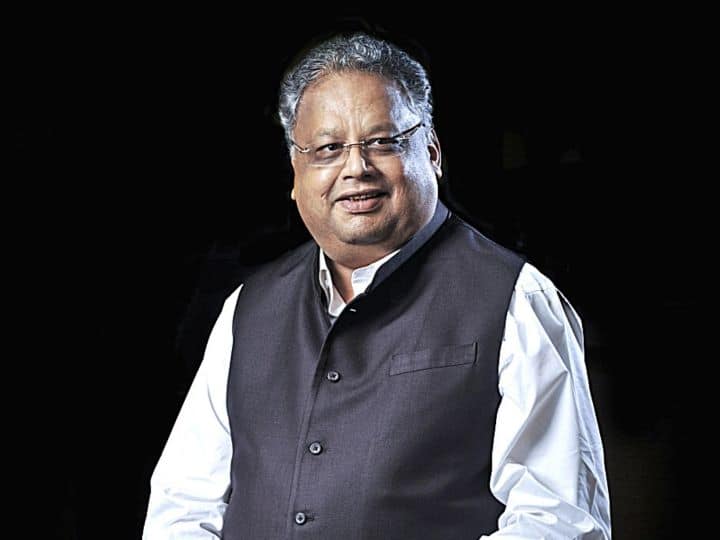 Rakesh Jhunjhunwala Funeral will be held in Night ANN Rakesh Jhunjhunwala Funeral: राकेश झुनझुनवाला का रात 10.30 बजे होगा अंतिम संस्कार, परिवार का हो रहा इंतजार