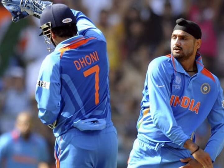 India vs Pakistan Harbhajan Singh Reveals MS Dhoni 'Match-Changing Advice' In Ind vs Pak 2011 WC Tie 'He Told Me To Come Around...': Harbhajan Reveals Dhoni's 'Game-Changing Advice' In Ind vs Pak 2011 WC Tie