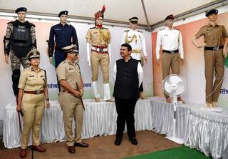 Azadi Ka Amrit Mahotsav : नागरिक अन् पोलिसांमधील संवाद वाढविण्यासाठी माहितीचे प्रदर्शन आवश्यक : उपमुख्यमंत्री देवेंद्र फडणवीस