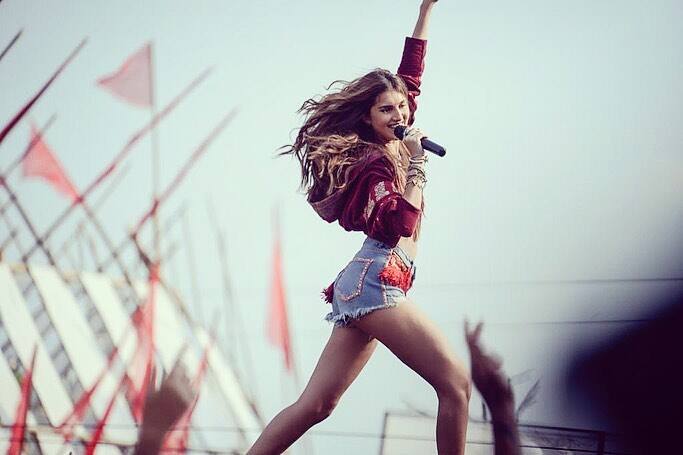 अभिनेत्री तारा सुतारिया गेल्या काही काळापासून अनेक कारणांमुळे चर्चेत आहे. (फोटो सौजन्य :tarasutaria/इंस्टाग्राम)