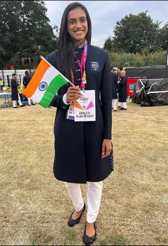 কমনওয়েলথ গেমসে মহিলাদের ব্যাডমিন্টনে সিঙ্গলসে সোনা জিতেছেন পিভি সিন্ধু।