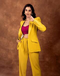 Meenakshi Chaudhary Photos: 'ఖిలాడీ' బ్యూటీ  మీనాక్షిచౌదరి లేటెస్ట్ పిక్స్