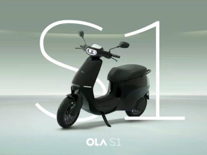 Ola S1 स्कूटरमध्ये MoveOS 3 ही लेटेस्ट ऑपरेटिंग सिस्टम अपडेट केली जात आहे. कंपनीचे म्हणणे आहे की, या अपडेटमध्ये ग्राहकांकडून मिळालेल्या फीडबॅकच्या आधारे ऑपरेटिंग सिस्टममध्ये बदल करण्यात आले आहेत. MoovOS 3 अनेक नवीन फीचर्स देण्यात आले आहेत.