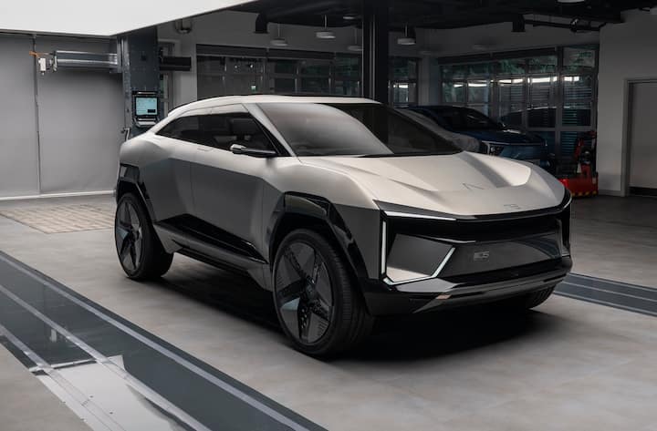 The electric SUVs would also come with a range of nearly 450km expected with both front/rear drive set-up with single/dual motor on offer. The BE brand will consist of BE.05, BE.07 and BE.09  while the XUV brand will get XUV.e8 and XUV.e9.