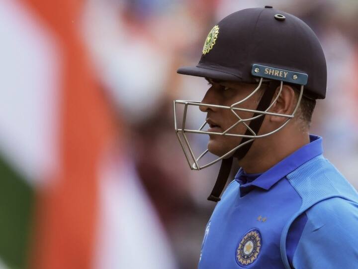 ms dhoni retirement from international cricket on this day 15 august india MS Dhoni Retirement: जब धोनी ने इंटरनेशनल क्रिकेट से की थी संन्यास की घोषणा, माही के ये रिकॉर्ड अभी हैं अटूट