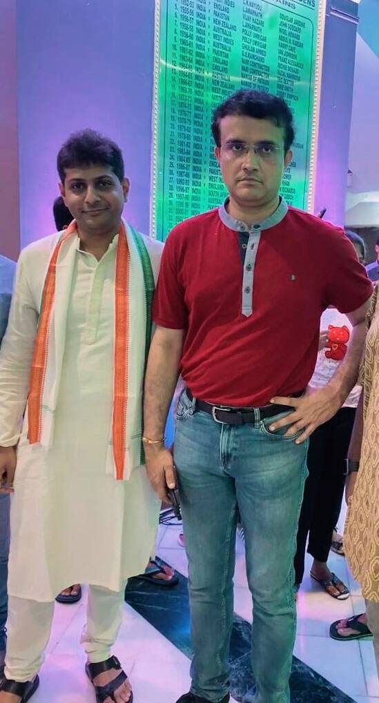 সিএবি-তেও মহা আড়ম্বরে পালিত হচ্ছে স্বাধীনতা দিবস। গোটা ইডেন গার্ডেন্স সেজে উঠেছে তেরঙার রংয়ে।