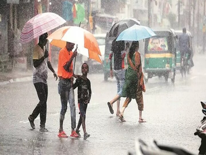 TN Rain Update : தமிழ்நாட்டில் அடுத்த 3 நாட்களுக்கு மழை..! எங்கெல்லாம் தெரியுமா..? முழு விவரம் உள்ளே..!