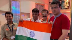 Sourav Ganguly: স্বাধীনতা দিবসে খোশমেজাজে সৌরভ, উত্তোলন করলেন জাতীয় পতাকা