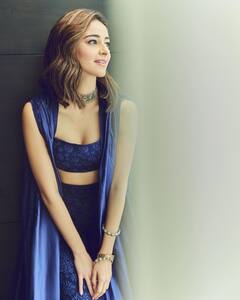 PHOTO : तुम हुस्न परी.. तुम जानेजहाँ... अनन्या पांडेचा घायाळ करणारा लूक पाहिलात का?