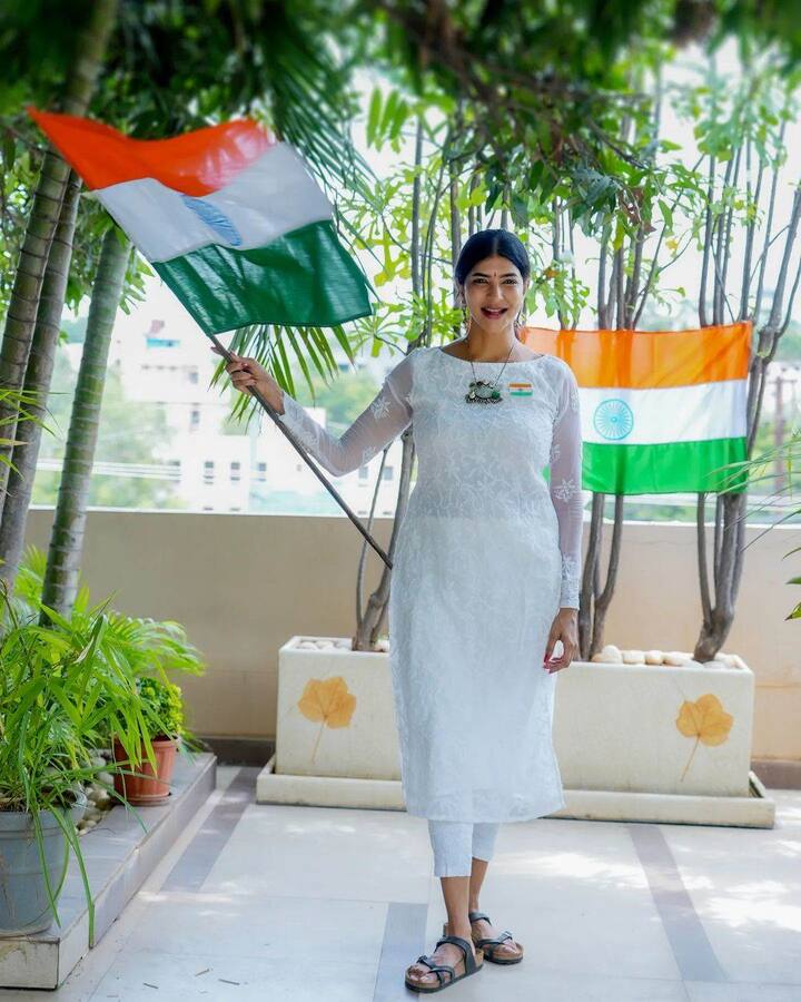 మంచు లక్ష్మీ
