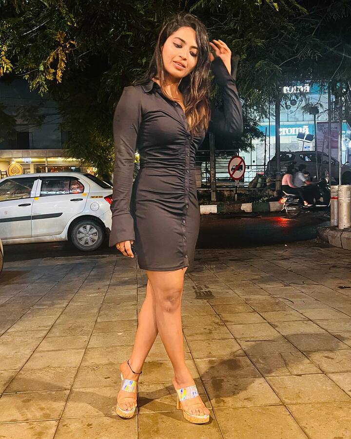 బిగ్ బాస్ హారిక అందమైన ఫోటోలు  -Image Credit: Alekhya Harika/Instagram