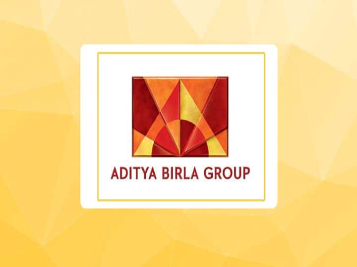 आजादी से पहले बिड़ला ग्रुप (Birla Group) ने अपने कारोबार की शुरुआत की थी. इसकी स्थापना साल 1857 में घनश्याम दास बिड़ला (GD Birla) के दादा सेठ शिव नारायण बिड़ला ने की थी. मौजूदा समय में ग्रुप के चेयरमैन कुमार मंगलम बिड़ला हैं और ग्रुप का कारोबार 36 से ज्यादा देशों में फैला हुआ है. बिड़ला ग्रुप का कारोबार फाइबर, धातु, सीमेंट, ब्रांडेड कपड़े, कार्बन ब्लैक, रसायन, उर्वरक, इंसुलेटर, वित्तीय सेवाएं और दूरसंचार में है.