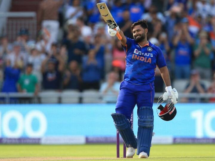 India vs Pakistan Asia Cup 2022 Rishabh Pant Reply over Rishabh Pant vs Dinesh Karthik Debate Rishabh Pant's Reply On 'Potential Threat' From Dinesh Karthik Over Place In India's T20 Team For Asia Cup 2022