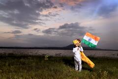 Independence Day : नाशिकच्या चिमुकलीचे स्वातंत्र्यदिनी मराठमोळं फोटोशूट, सोशल मिडीयावर झाली व्हायरल