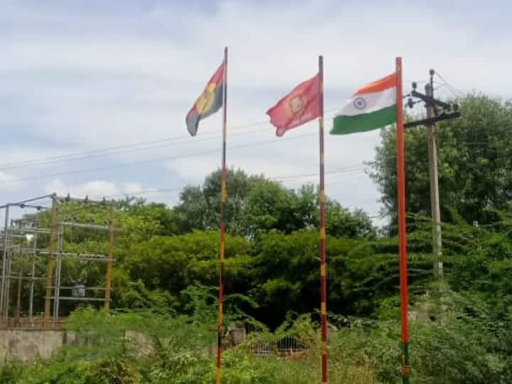 National flag on Bharatiya Janata Party flagpole karur TNN தேசியக் கொடியை அவமரியாதை செய்த பாஜகவினர்..? - கரூரில் மக்கள் குற்றச்சாட்டு