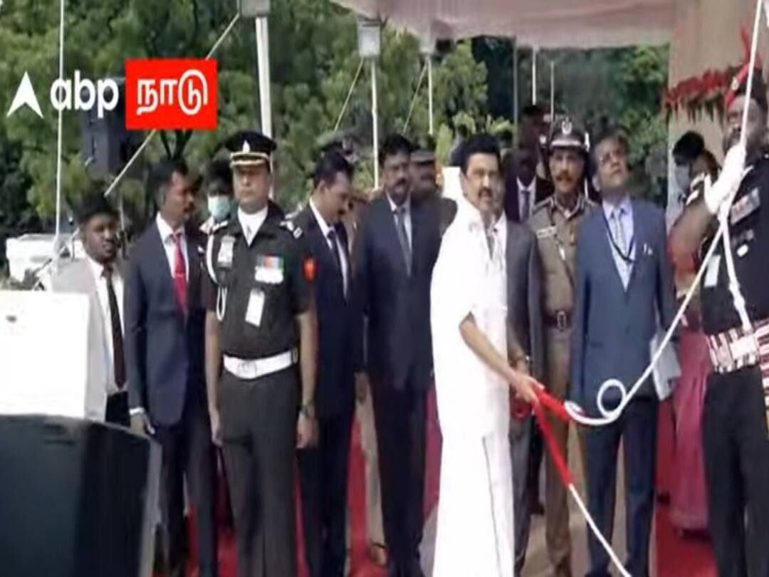 Independence Day 2022 LIVE: மும்பை புறப்பட்ட விமானத்தில் வெடிகுண்டு பீதி 75 years of Independence Day 2022 LIVE Updates Tamil PM Modi Speech 15 August Flag Hoisting Red Fort I Day Celebrations Azadi Ka Amrit Mahotsav Independence Day 2022 LIVE: மும்பை புறப்பட்ட விமானத்தில் வெடிகுண்டு பீதி