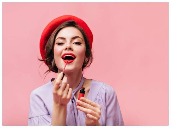 Homemade Lipstick: how to make natural red lipstick know easy method Homemade Lipstick: खुद बनाएं नेचुरल लिपिस्टक, न साइड इफेक्ट होंगे और कई महीने चलेगी