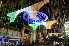 Independence Day નિમિત્તે અંબાણી પરિવારનું નિવાસ સ્થાન 'એન્ટિલિયા' રોશનીથી ઝળહળ્યું, ટ્વીટર પર ટ્રેન્ડ થયું