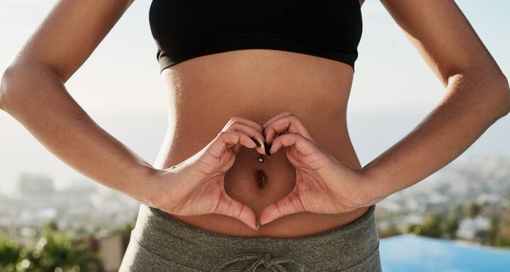 ਆਓ ਜਾਣਦੇ ਹਾਂ ਪੇਟ ਦੇ ਭਾਰੀਪਨ ਨੂੰ ਦੂਰ ਕਰਨ ਲਈ ਤੇ ਬਦਹਜ਼ਮੀ ਦੂਰ ਕਰਨ ਇਨ੍ਹਾਂ ਘਰੇਲੂ ਨੁਸਖਿਆਂ ਬਾਰੇ (Home Remedies For Indigestion)।