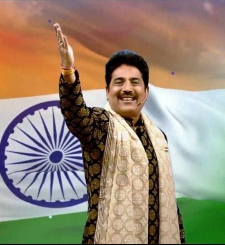 હાલમાં જ તારક મહેતા કા ઉલ્ટા ચશ્મા સિરિયલ છોડનાર શૈલેષ લોઢા પણ દેશભક્તિના રંગે રંગાયેલા જોવા મળ્યા હતા