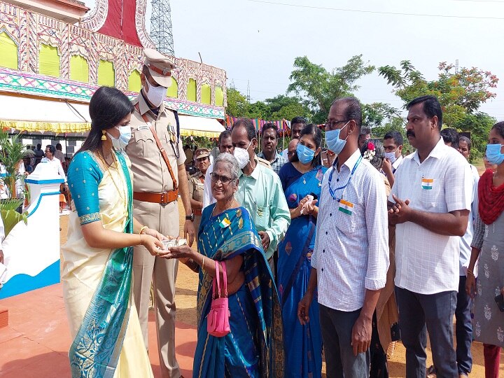 தனது ஓய்வூதியத்தை  ராணுவ வீரர்களுக்கு அளித்த மூதாட்டி -  திருவாரூர் சுதந்திர தினவிழாவில் நெகிழ்ச்சி