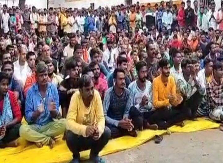 Azadi Ka Amrit Mahotsav prisoners celebrated festival of freedom in Fatehpur district jail ann Azadi Ka Amrit Mahotsav: फतेहपुर की जेल में कैदियों ने मनाया अमृत महोत्सव, डीएम ने दिए मेडल और प्रशस्ति पत्र