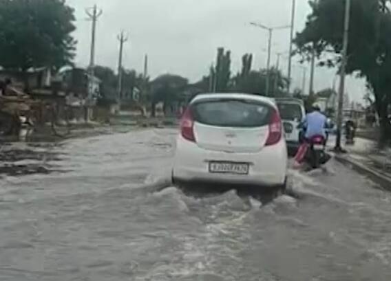 Mehsana: ધોધમાર વરસાદથી ઠેર ઠેર ભરાયા પાણી, જાણો કેવી છે પરિસ્થિતિ?