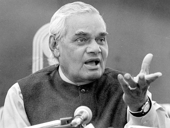 Bharat Ratna Atal Bihari Vajpayee 15 iconic quotes of former PM on his 95th birth anniversary Know details Atal Bihari Vajpayee: 95ਵੀਂ ਜਯੰਤੀ 'ਤੇ ਸਾਬਕਾ ਪ੍ਰਧਾਨ ਮੰਤਰੀ ਦੇ 15 ਸ਼ਾਨਦਾਰ ਸੁਝਾਅ