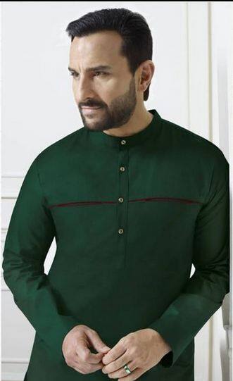 ਸੈਫ ਅਲੀ ਖਾਨ ਅਤੇ ਉਨ੍ਹਾਂ ਦੀ ਪਤਨੀ ਅੰਮ੍ਰਿਤਾ ਸਿੰਘ ਵਿਚਾਲੇ 12 ਸਾਲ ਦਾ ਫਰਕ ਸੀ। ਸੈਫ ਅੰਮ੍ਰਿਤਾ ਤੋਂ 12 ਸਾਲ ਛੋਟੇ ਸਨ। ਦੋਵਾਂ ਦੀ ਪਹਿਲੀ ਮੁਲਾਕਾਤ ਯੇ ਦਿਲਲਗੀ ਦੇ ਸੈੱਟ 'ਤੇ ਹੋਈ ਸੀ।