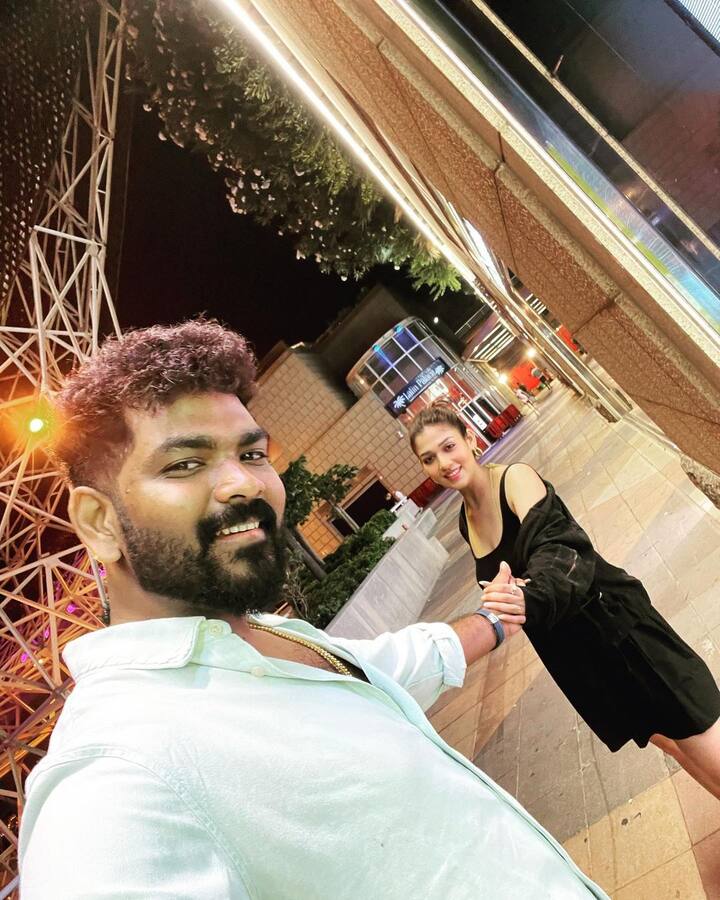 ரகசியமா ரூட்டப் போட்டு கடத்தனும் கடத்தனும் கடத்தனும் உன்ன