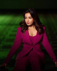 Catherine Tresa : கேத்தரின் தெரசாவின் லேட்டஸ்ட் க்ளிக்ஸ்!