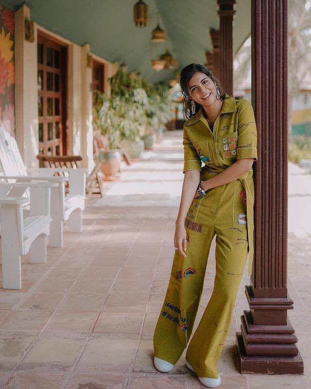 ఆమెని పొగుడుతూ కామెంట్స్ చేస్తున్నారు. (Photo Courtesy:  Kalyani Priyadarshan Instagram)