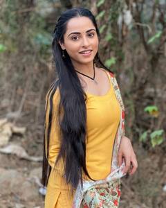 रियल लाइफ में ग्लैमरस क्वीन हैं Channa Mereya की सीधी-साधी नियति फतनानी, खूबसूरती के कायल हो जाएंगे आप