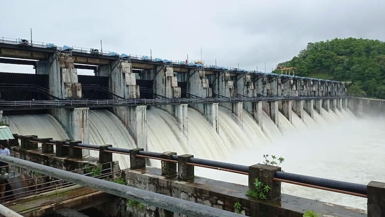 Water supply in Nagpur affected due to heavy rains in Madhya Pradesh Nagpur City Water Supply : शहरातील चार झोनमध्ये पुढील 48 तास पाणीपुरवठा प्रभावित