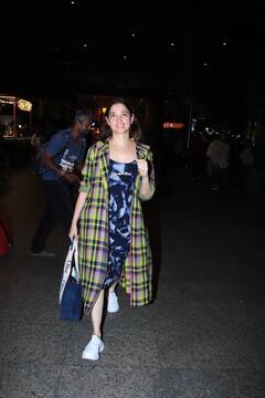 Tamannaah: మబ్బుల్లో జాబిల్లిలా మిల్కీ బ్యూటీ