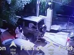 Punjab SI Dilbag Singh: अमृतसर में SI दिलबाग सिंह की गाड़ी के नीचे लगाया बम, CCTV फुटेज में दिखे दो अज्ञात लोग