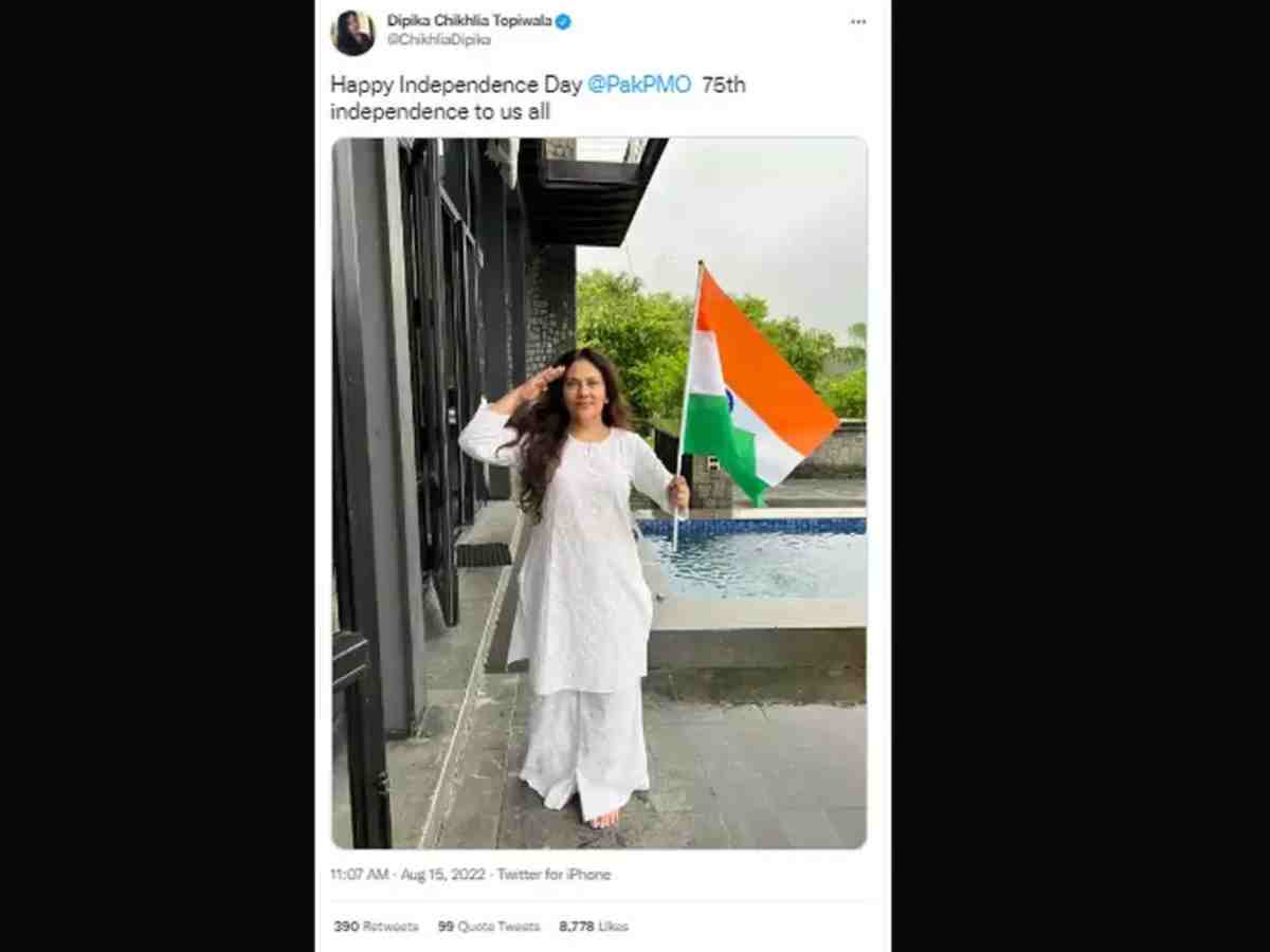 Dipika Chikhlia Trolled : हातात तिरंगा धरून, स्वातंत्र्याच्या शुभेच्छा दिल्या पाकिस्तानला! ‘रामायण’ फेम अभिनेत्री दीपिका चिखलिया ट्रोल