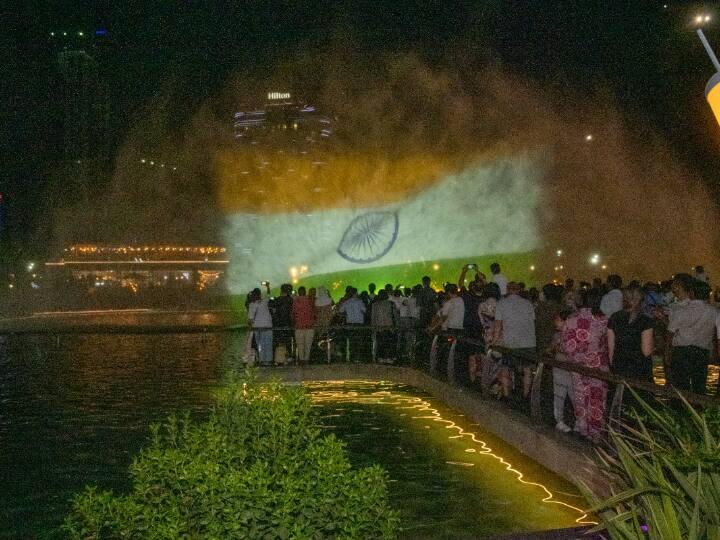 WATCH | Indian Tricolour Projected On To Tashkent City Park Fountains To A Huge Applause WATCH | Indian Tricolour Projected On To Tashkent City Park Fountains To A Huge Applause
