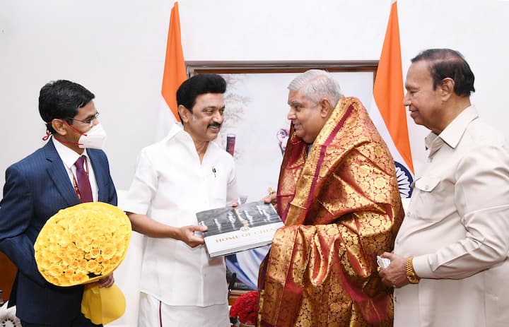 CM Stalin called on Vice President Jagdeep Dhankhar and conveyed his greetings. (Image: Twitter/Tamil Nadu CMO)