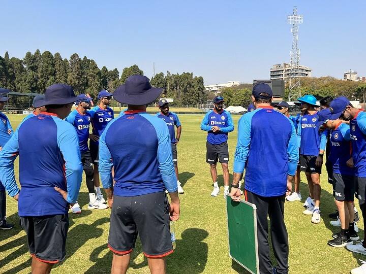 भारत और जिम्बाब्वे के बीच तीनों वनडे मैच हरारे स्पोर्ट्स क्लब में खेले जाने हैं. इस मैदान पर मंगलवार को टीम इंडिया ने खूब पसीना बहाया.