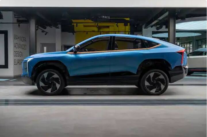 এবার ইভি স্পেসেও আলোড়ন সৃষ্টির ইঙ্গিত দিয়েছে ভারতীয় গাড়ি প্রস্তুতকারী কোম্পানি মহিন্দ্রা।