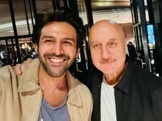 ਕਾਰਤਿਕ ਆਰੀਅਨ ਨਾਲ ਅਨੁਪਮ ਖੇਰ ਨੇ ਸ਼ੇਅਰ ਕੀਤੀ ਫ਼ੋਟੋ, ਬਾਲੀਵੁੱਡ ਦੇ ਫ਼ਲਾਪ ਐਕਟਰਾਂ `ਤੇ ਕੱਸਿਆ ਤੰਜ, ਕਹੀ ਵੱਡੀ ਗੱਲ