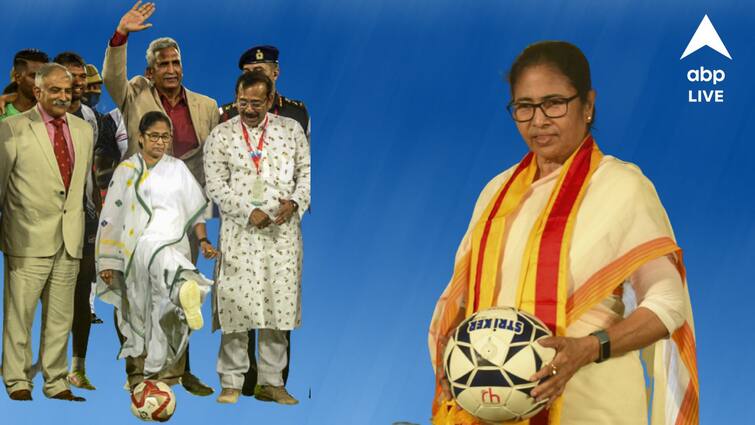 Mamata Banerjee: West Bengal CM Mamata Banerjee attends programme at East Bengal ground on Wednesday Mamata Banerjee: রোজ বাড়িতে একশোবার ফুটবল নাচাই, ইস্টবেঙ্গলের অনুষ্ঠানে বললেন মমতা