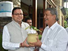 Uttarakhand News: CM आवास के बाहर उपवास की चेतावनी के बीच सीएम धामी से मिले Harish Rawat, बंद कमरे में हुई ये बात