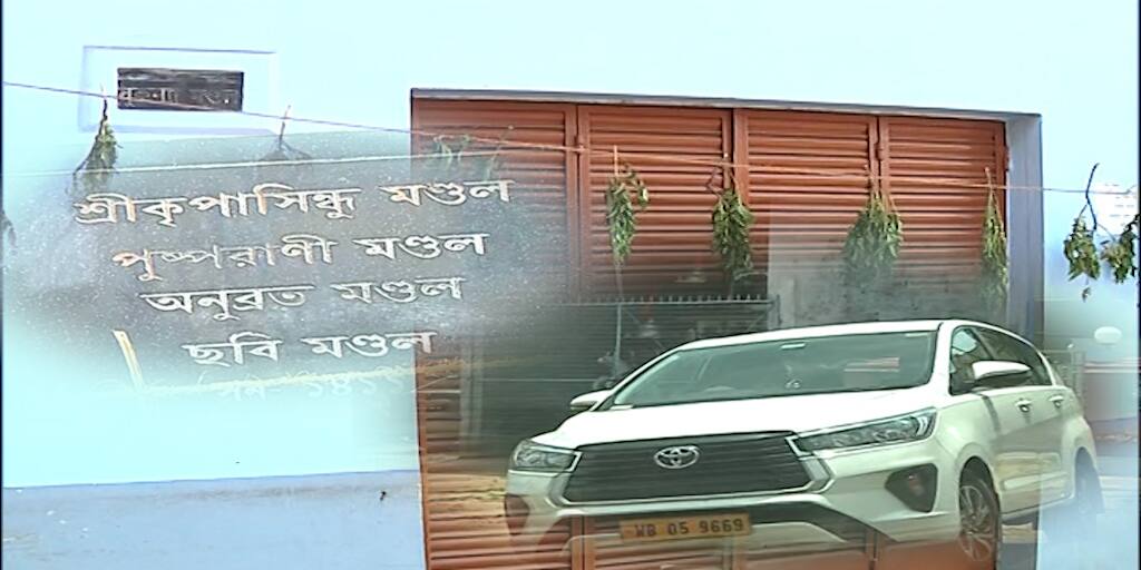 CBI reaches Anubrata Mandal's house in Bolpur may interrogate daughter Sukanya Mandal regarding properties in her name Cattle Smuggling Case: ফের বেরোল সিবিআই-এর গাড়ি, অনুব্রতর বাড়িই কি গন্তব্য! আজই জিজ্ঞাসাবাদ সুকন্যাকে!