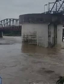 राज्याच्या विविध भागात पावसाची हजेरी