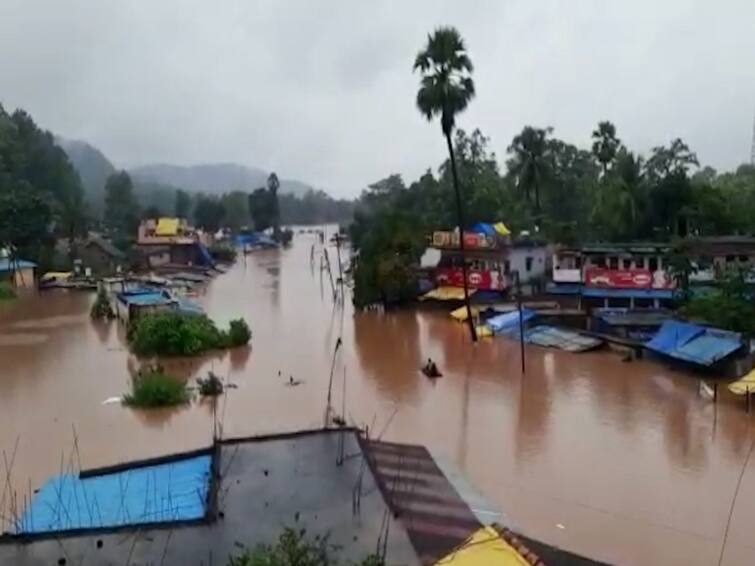 Gadchiroli  Bhandara-Gondia Chandrapur Rain continue to flood Many roads still closed, many displaced भंडारा-गोंदिया, चंद्रपूर, गडचिरोलीत पूरस्थिती कायम; अनेक मार्ग अजूनही बंद, अनेकांचं स्थलांतर