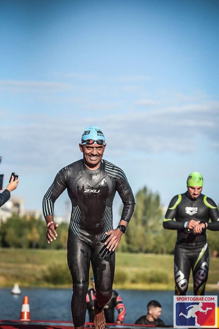 कमीतकमी 16 तास 30 मिनिटांत ही स्पर्धा पार करावी लागते,