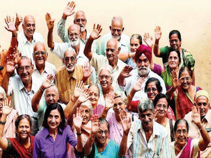 30 सितम्बर के बाद अगर कोई आयकरदाता अटल पेंशन योजना में खाता खुलवाता है तो खाता बंद करने के बाद उसके द्वारा जमा किया गया पैसा उसे वापस लौटा दिया जाएगा.
